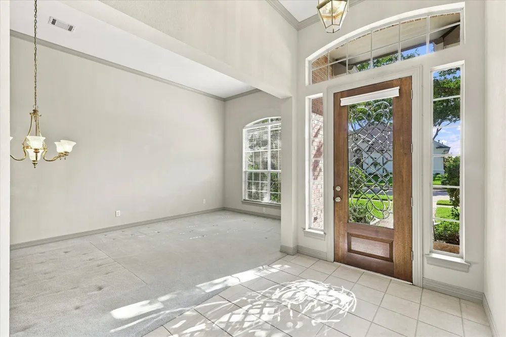 2240 Bedford Circle Bedford, TX 76021
