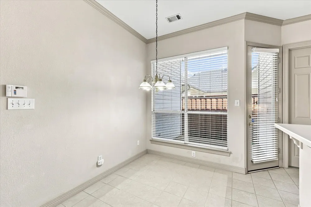 2240 Bedford Circle Bedford, TX 76021
