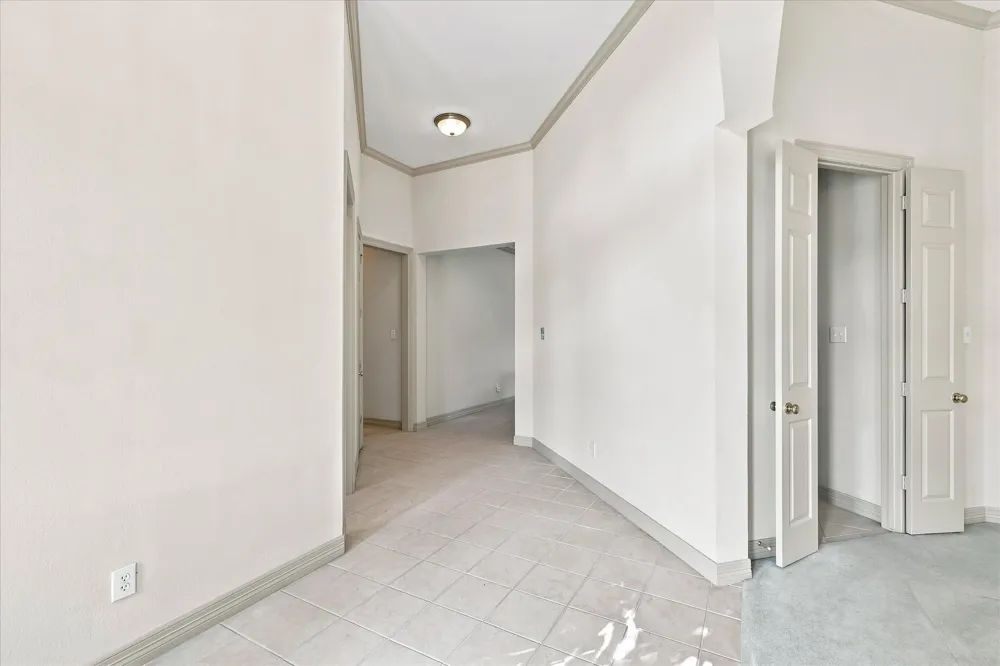 2240 Bedford Circle Bedford, TX 76021