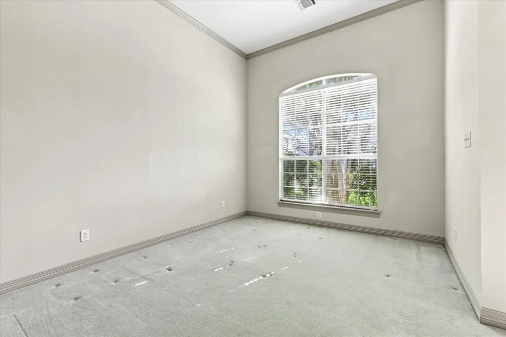 2240 Bedford Circle Bedford, TX 76021