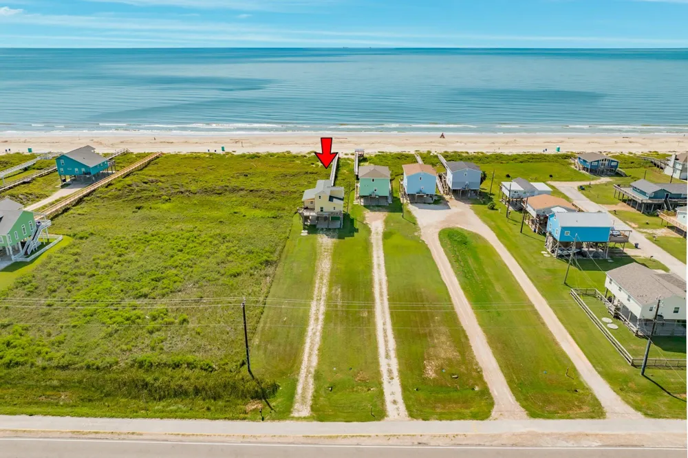 2032 Blue Water Highway Surfside Beach, TX 77541