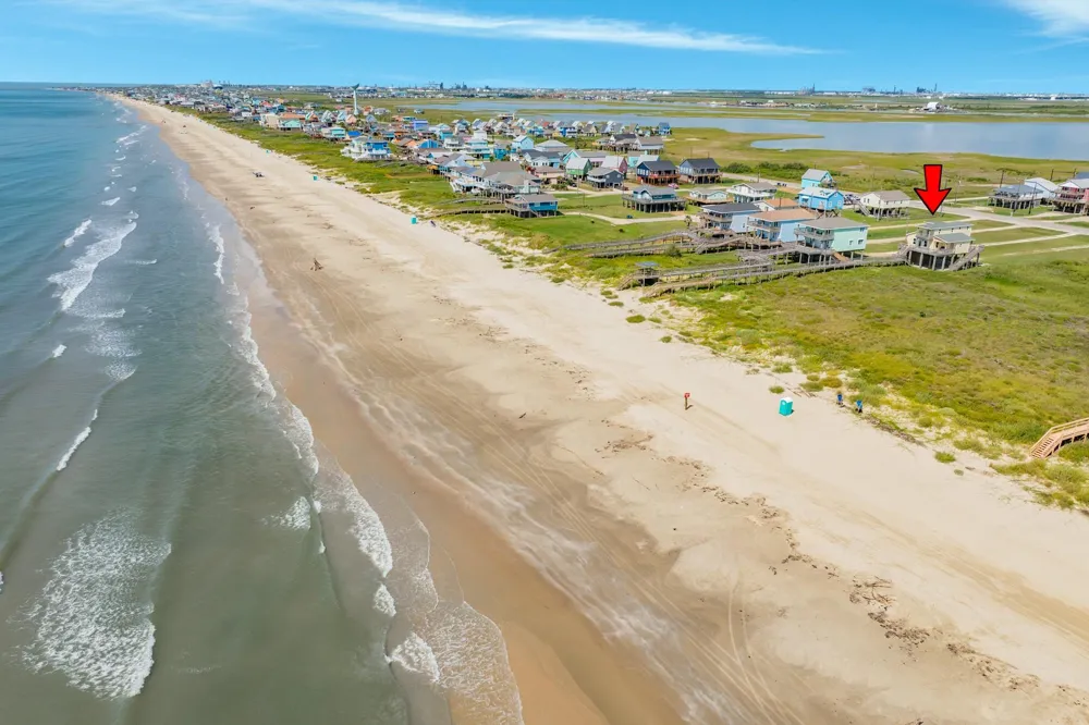 2032 Blue Water Highway Surfside Beach, TX 77541