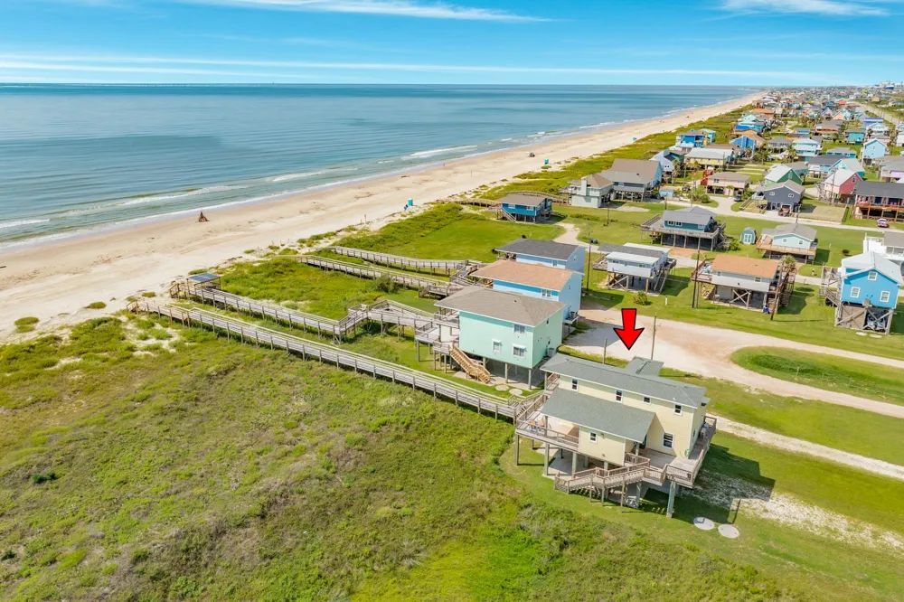 2032 Blue Water Highway Surfside Beach, TX 77541