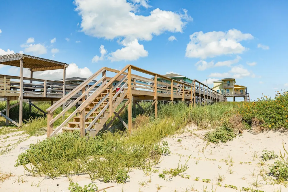 2032 Blue Water Highway Surfside Beach, TX 77541