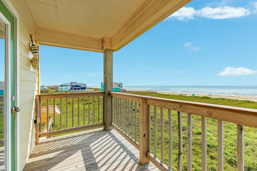 2032 Blue Water Highway Surfside Beach, TX 77541