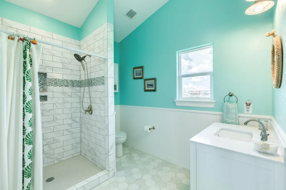 2032 Blue Water Highway Surfside Beach, TX 77541