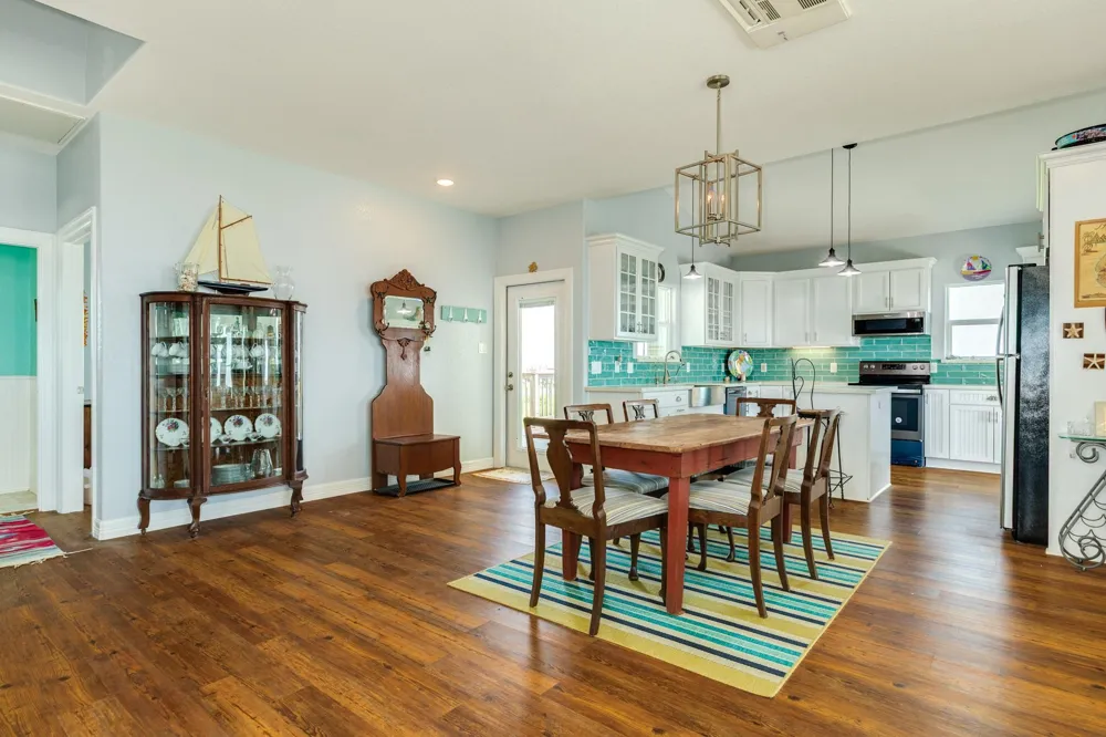 2032 Blue Water Highway Surfside Beach, TX 77541