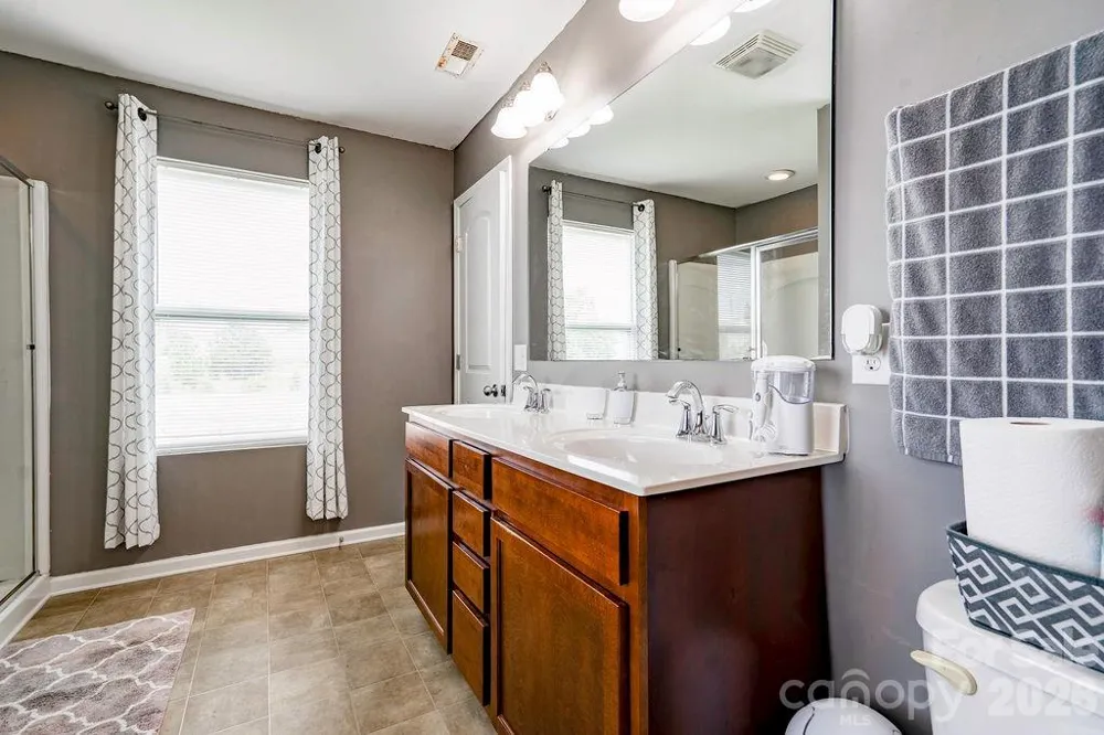 3219 Pikes Peak Drive Gastonia, NC 28052