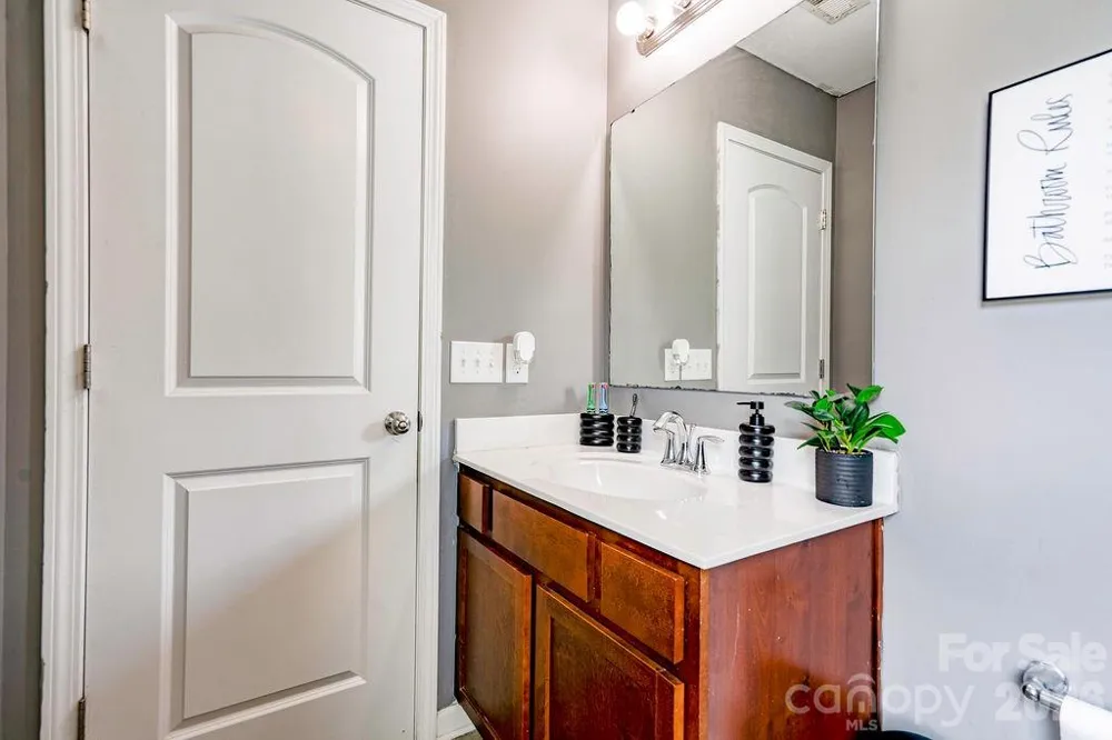 3219 Pikes Peak Drive Gastonia, NC 28052