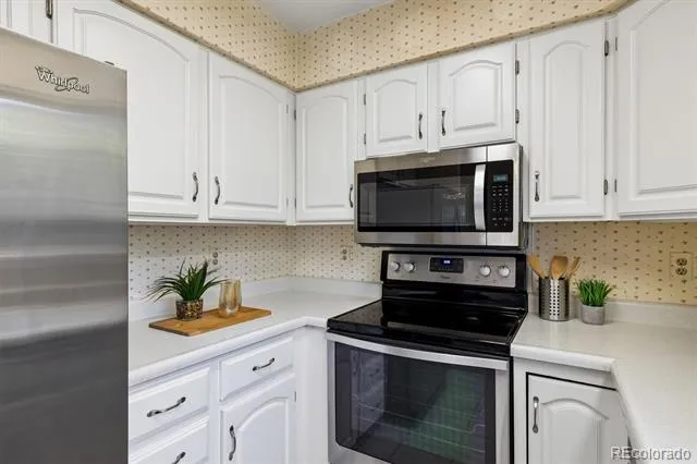 7020 E Briarwood Circle Centennial, CO 80112