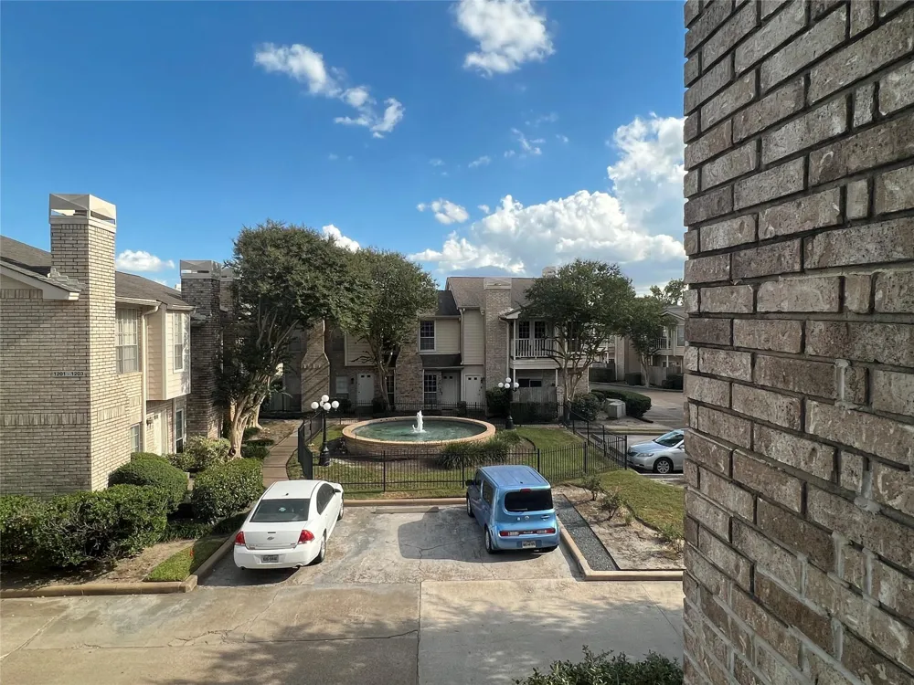 7575 Cambridge Street #1103 Houston, TX 77054