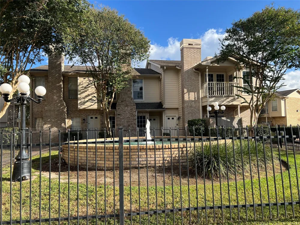 7575 Cambridge Street #1103 Houston, TX 77054