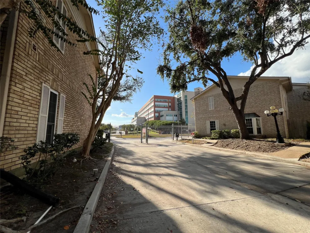 7575 Cambridge Street #1103 Houston, TX 77054