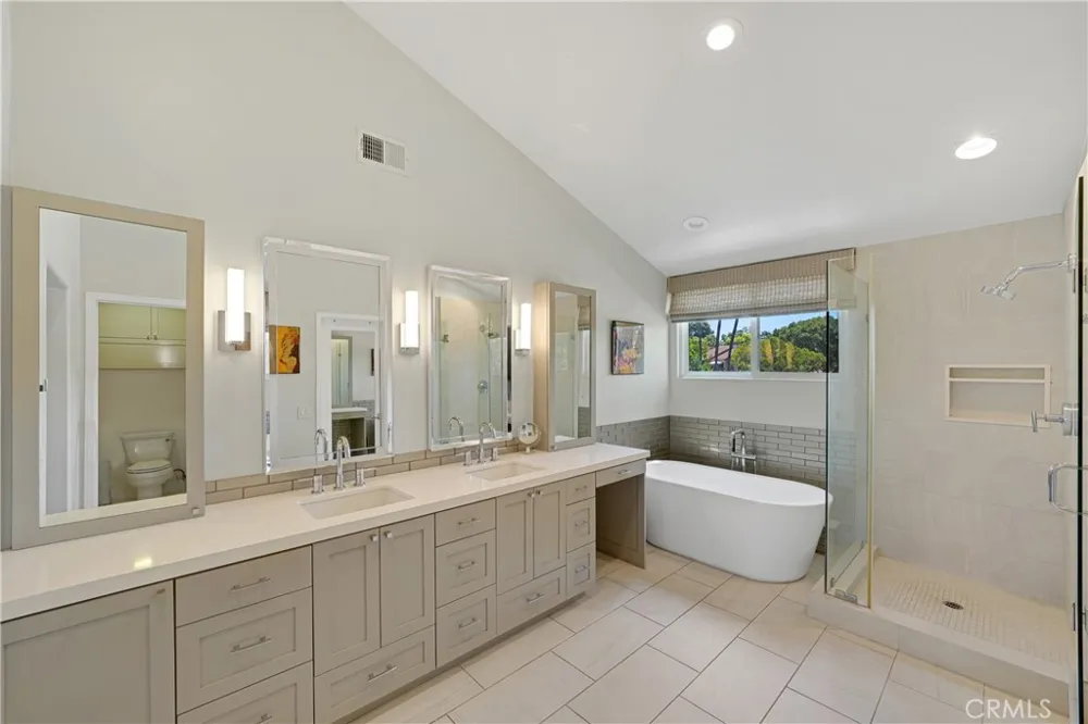 3112 Corte Hermosa Newport Beach, CA 92660