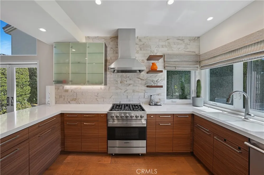 3112 Corte Hermosa Newport Beach, CA 92660
