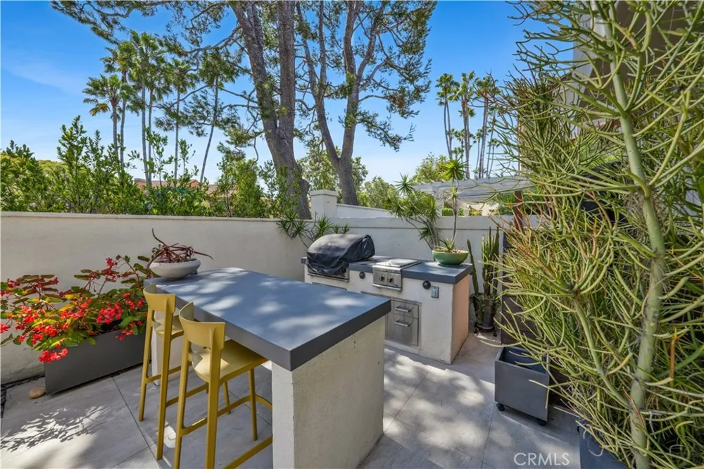 3112 Corte Hermosa Newport Beach, CA 92660