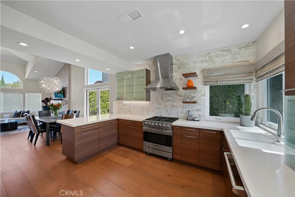 3112 Corte Hermosa Newport Beach, CA 92660