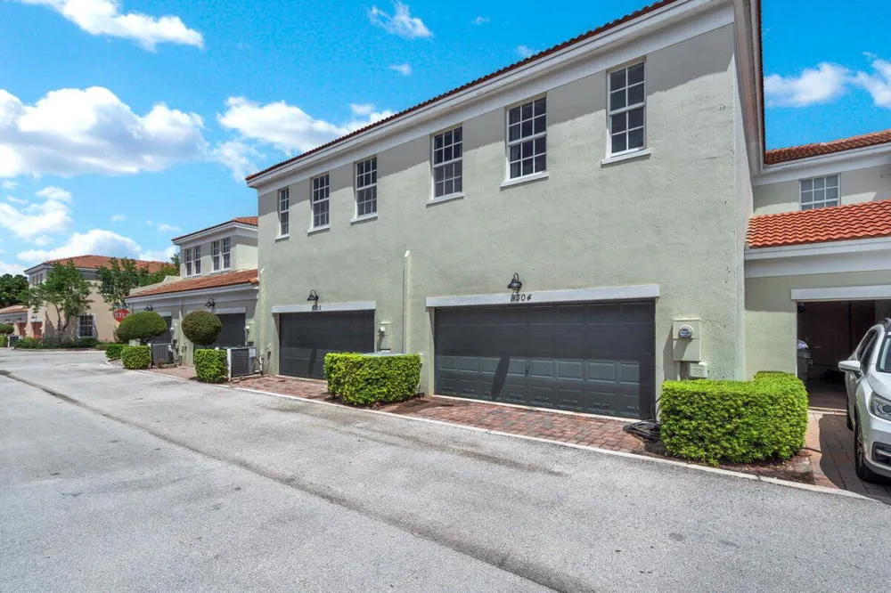8304 NW 8th Terrace Boca Raton, FL 33487