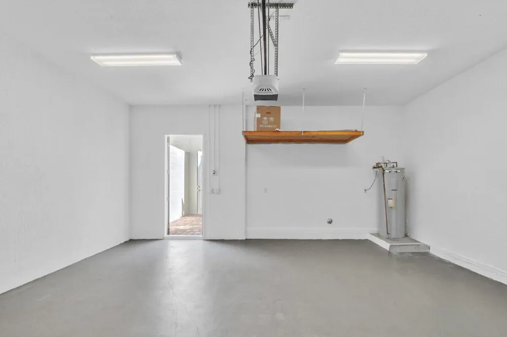 8304 NW 8th Terrace Boca Raton, FL 33487