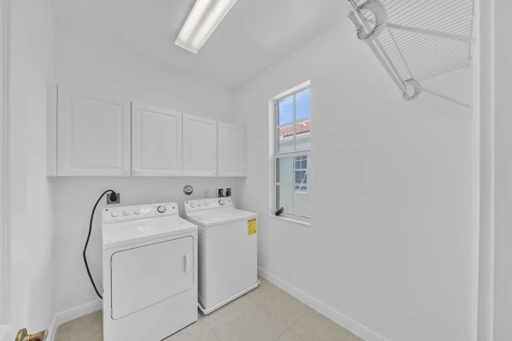 8304 NW 8th Terrace Boca Raton, FL 33487
