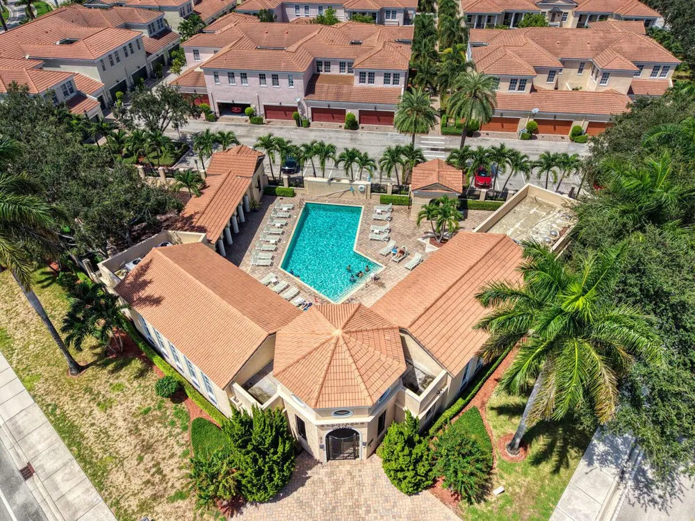 8304 NW 8th Terrace Boca Raton, FL 33487