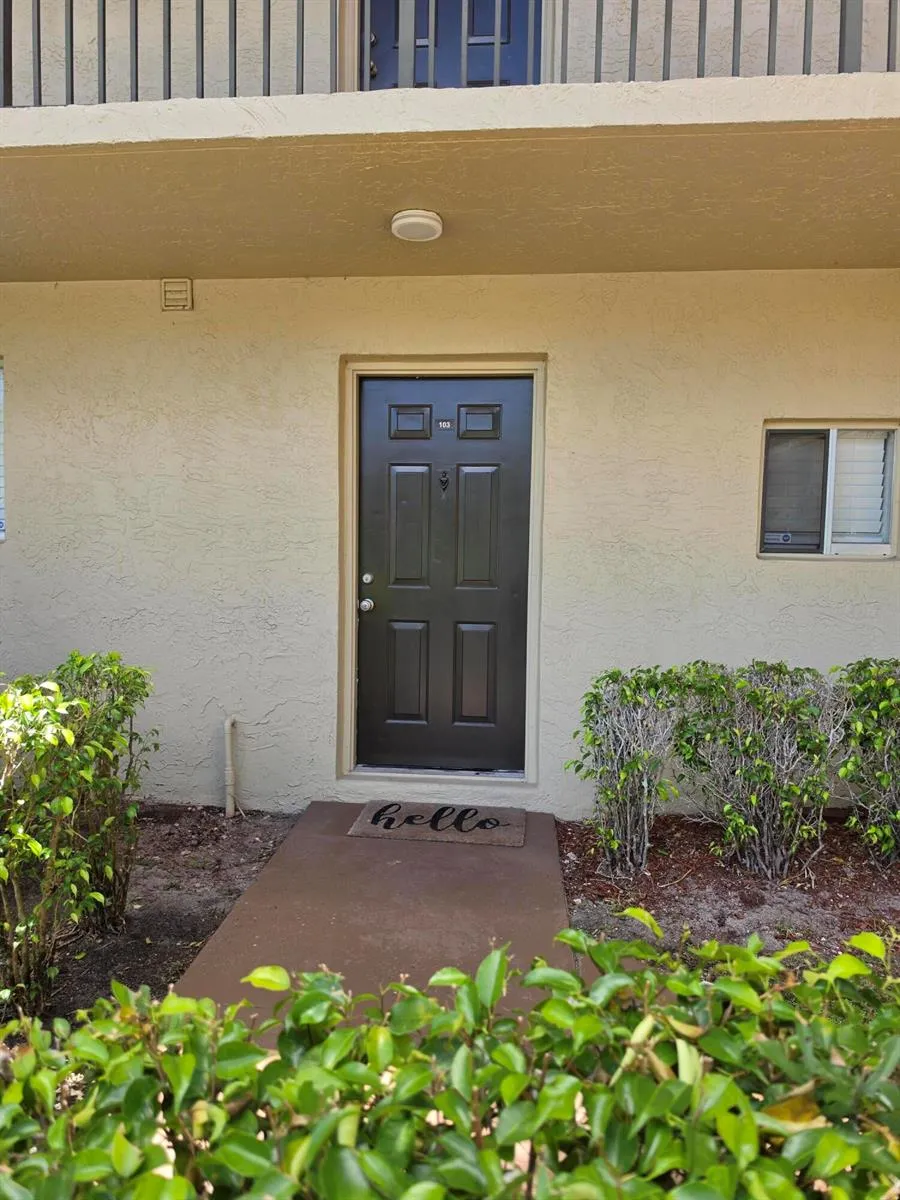 7720 NW 50TH STREET #103 Lauderhill, FL 33351