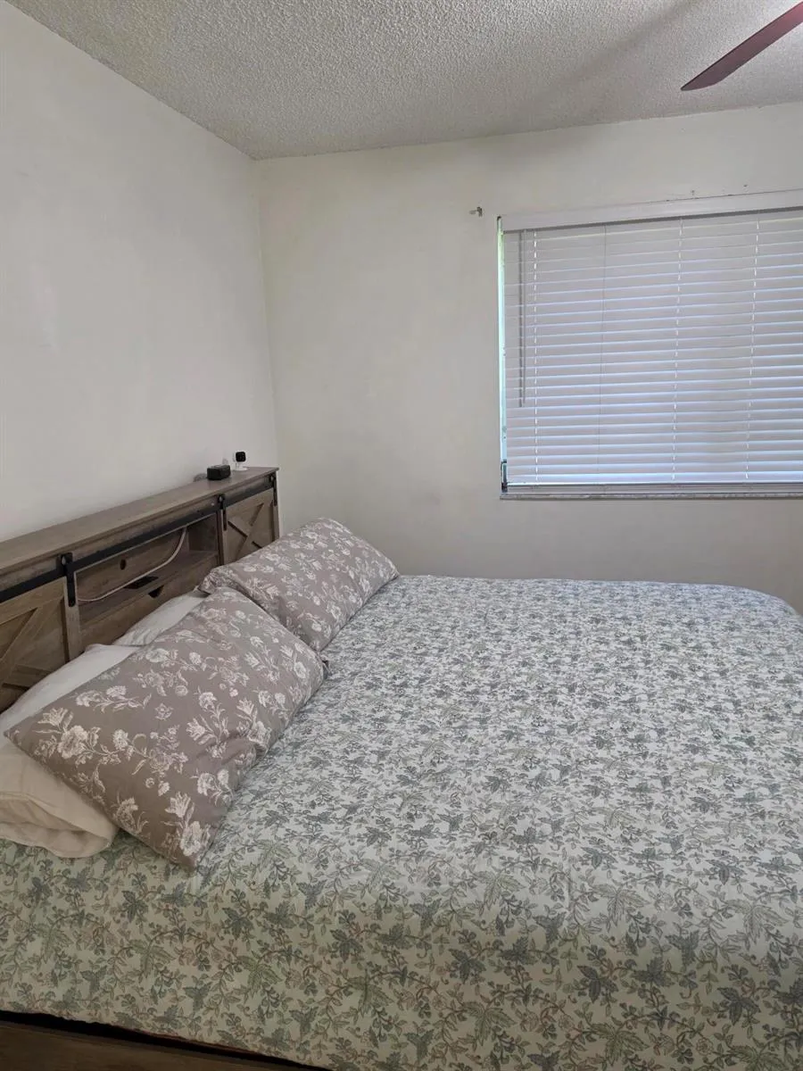 7720 NW 50TH STREET #103 Lauderhill, FL 33351