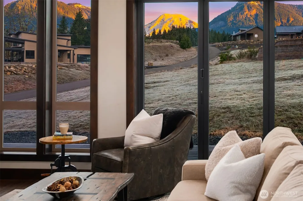 126 Burl Lane Packwood, WA 98361