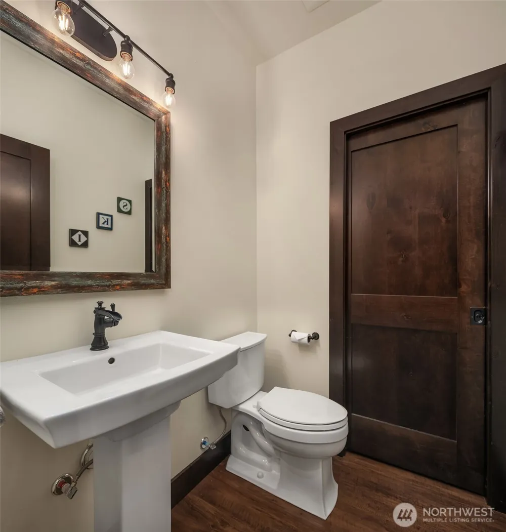 126 Burl Lane Packwood, WA 98361