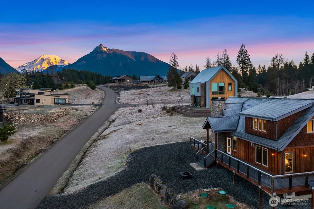 126 Burl Lane Packwood, WA 98361