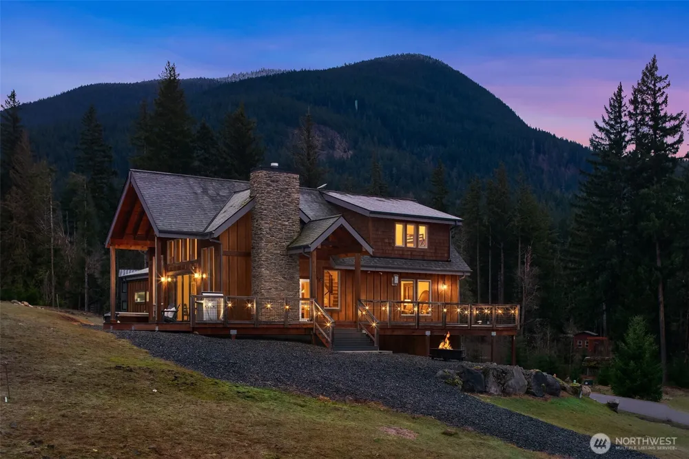 126 Burl Lane Packwood, WA 98361