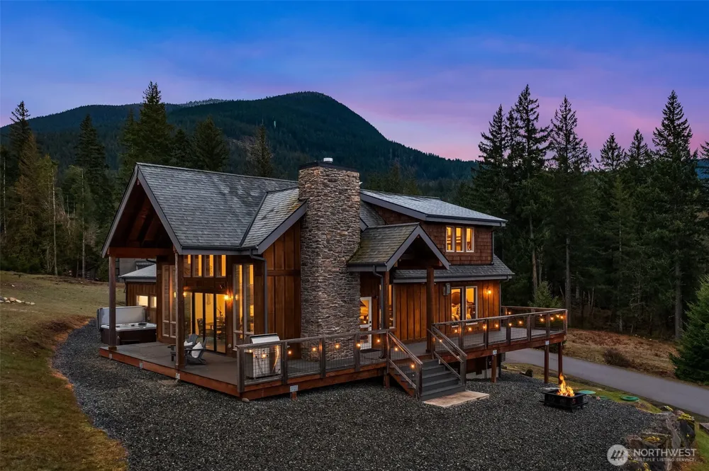 126 Burl Lane Packwood, WA 98361