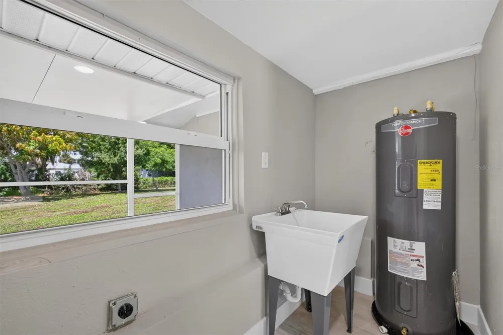 312 READING STREET NW Port Charlotte, FL 33952
