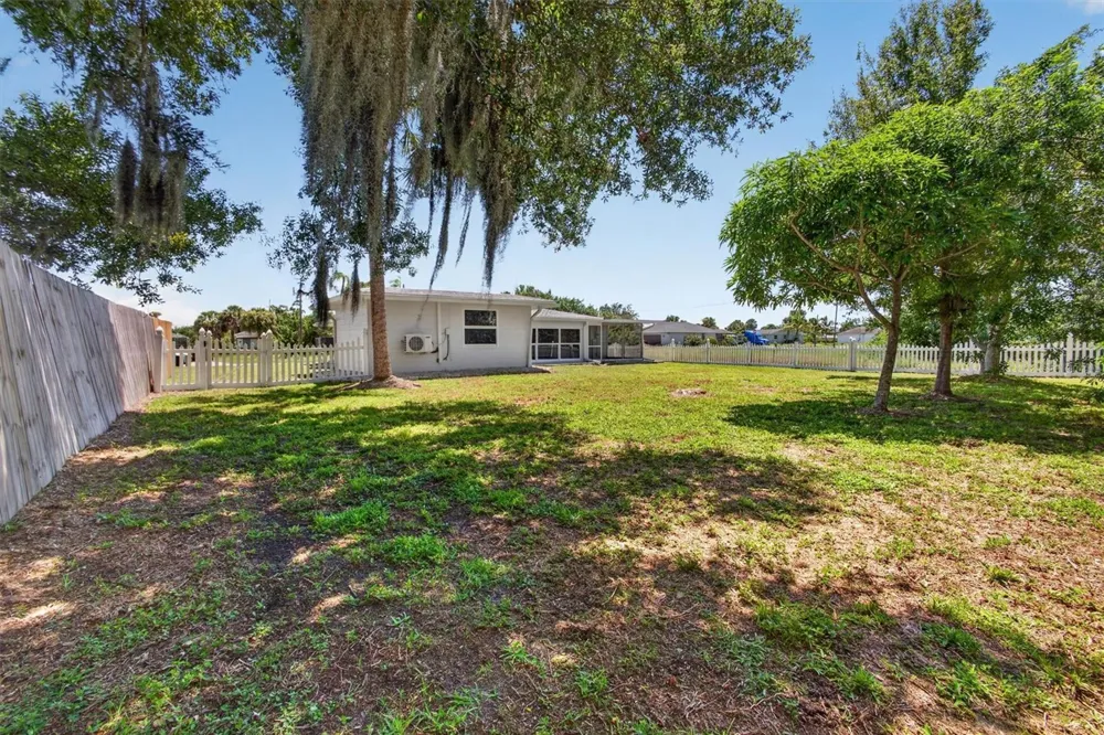 312 READING STREET NW Port Charlotte, FL 33952
