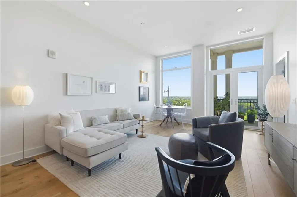 3820 Roswell Road #1012 Atlanta, GA 30342