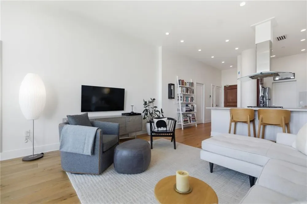 3820 Roswell Road #1012 Atlanta, GA 30342