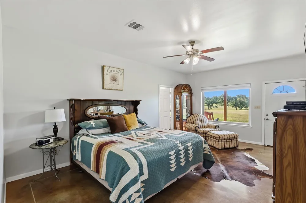 11082 Us Highway 75 S Leona, TX 75850