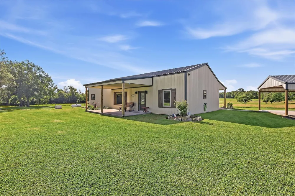 11082 Us Highway 75 S Leona, TX 75850