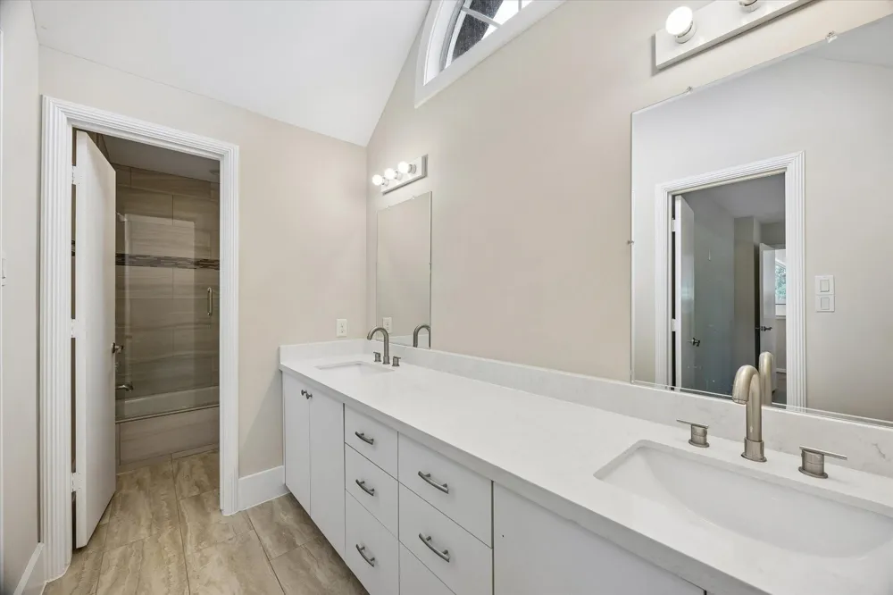 9407 Cranleigh Court Houston, TX 77096