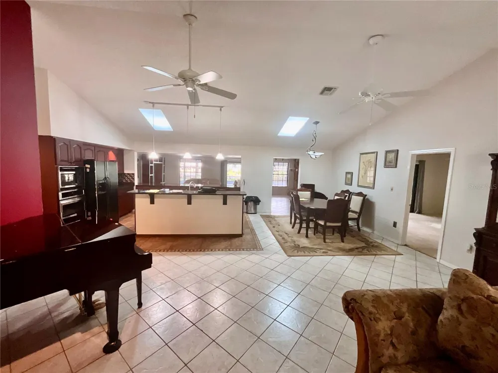 2430 W COUNTY ROAD 44 Eustis, FL 32726