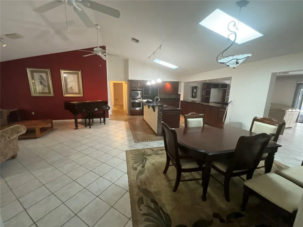 2430 W COUNTY ROAD 44 Eustis, FL 32726