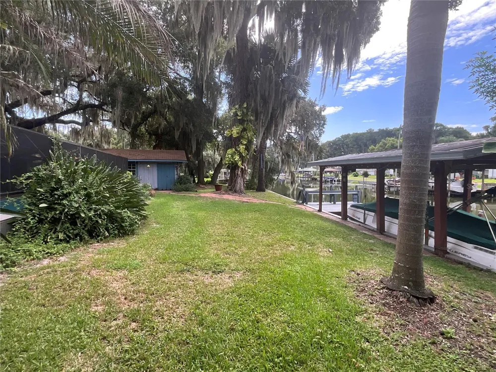 2430 W COUNTY ROAD 44 Eustis, FL 32726
