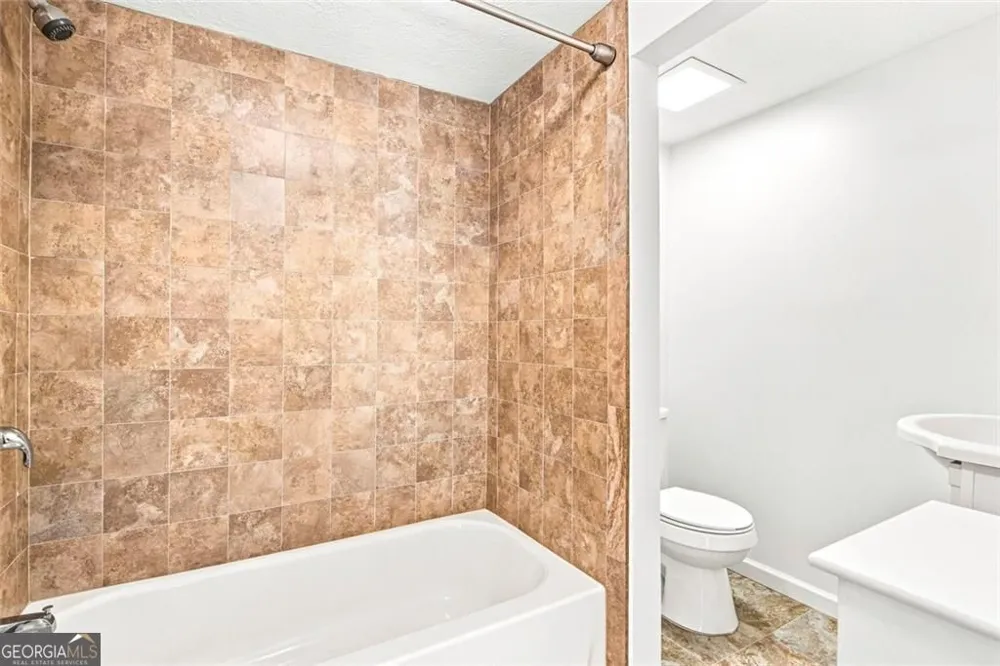 6304 Park AVE Sandy Springs, GA 30342