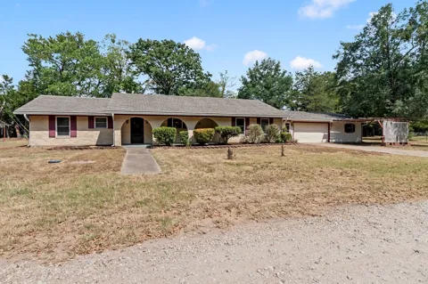 126 Private Road 6080