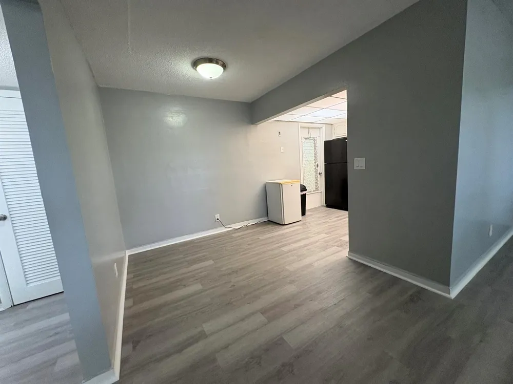2031 DEWEY STREET #101 Hollywood, FL 33020