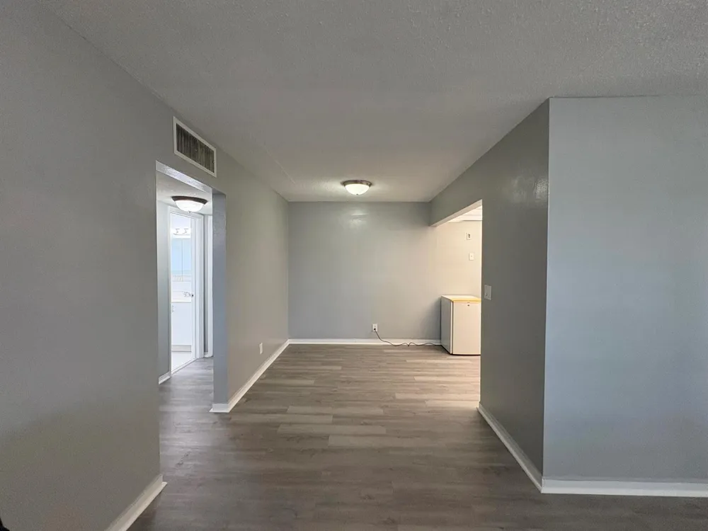 2031 DEWEY STREET #101 Hollywood, FL 33020