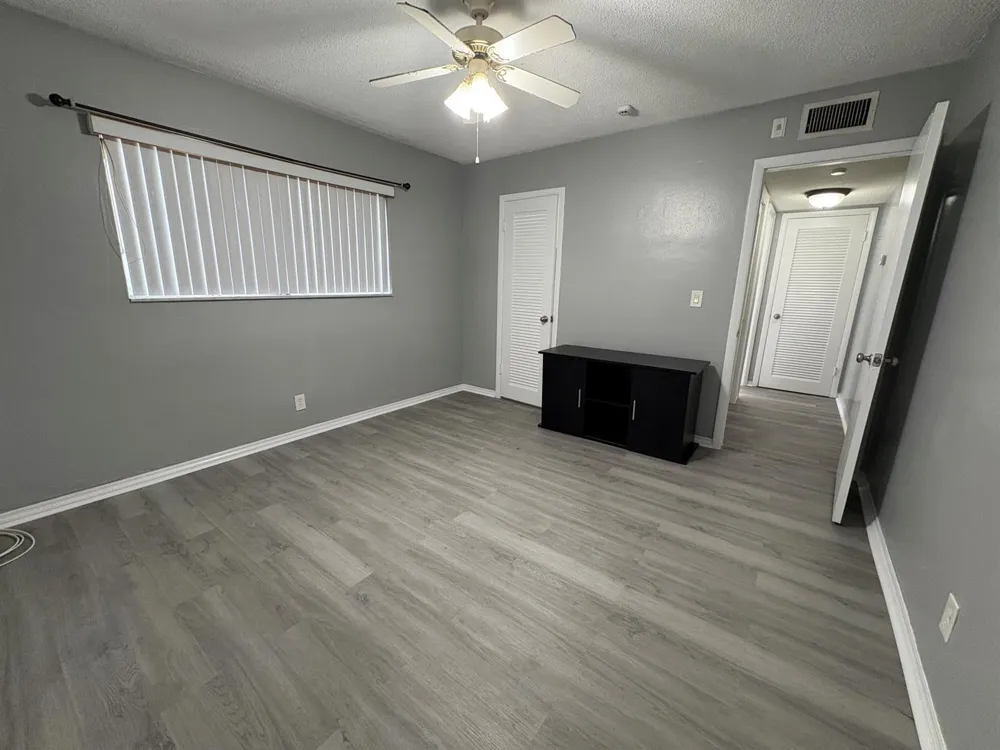 2031 DEWEY STREET #101 Hollywood, FL 33020