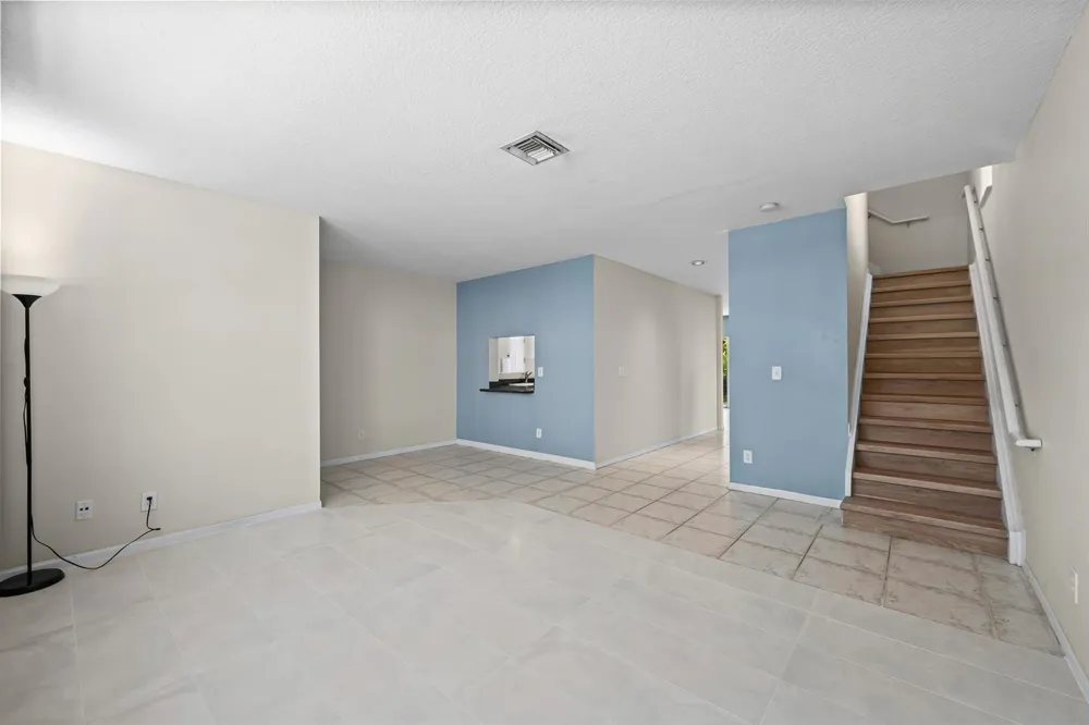 10565 NW 57TH COURT #10565 Coral Springs, FL 33076