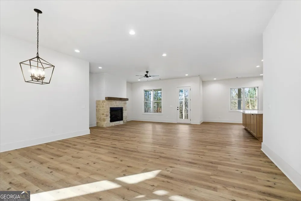 115 Oak Hill CIR Eatonton, GA 31024