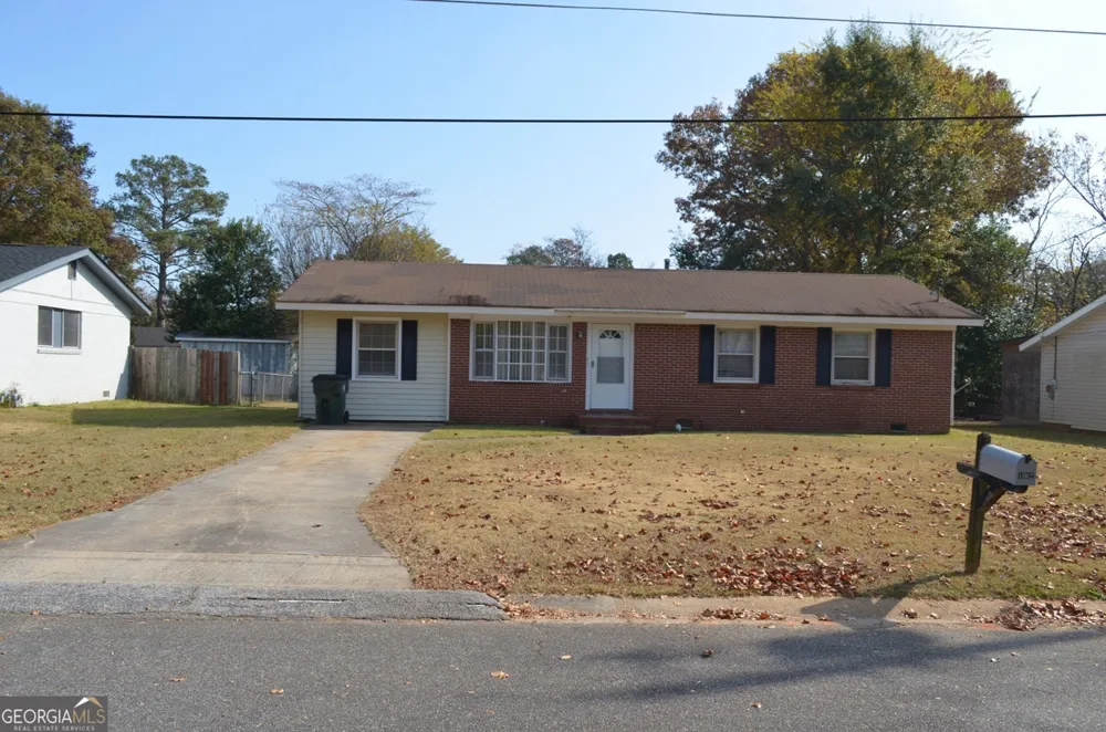 102 Williams ST Warner Robins, GA 31088